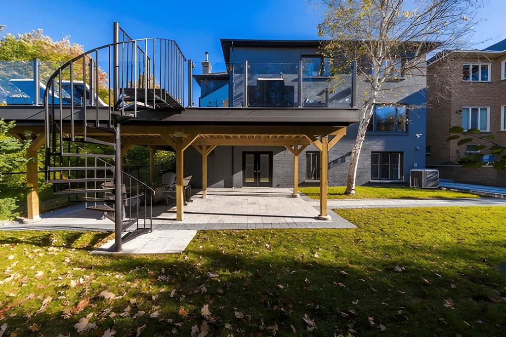 Backyard Deck Design Ideas