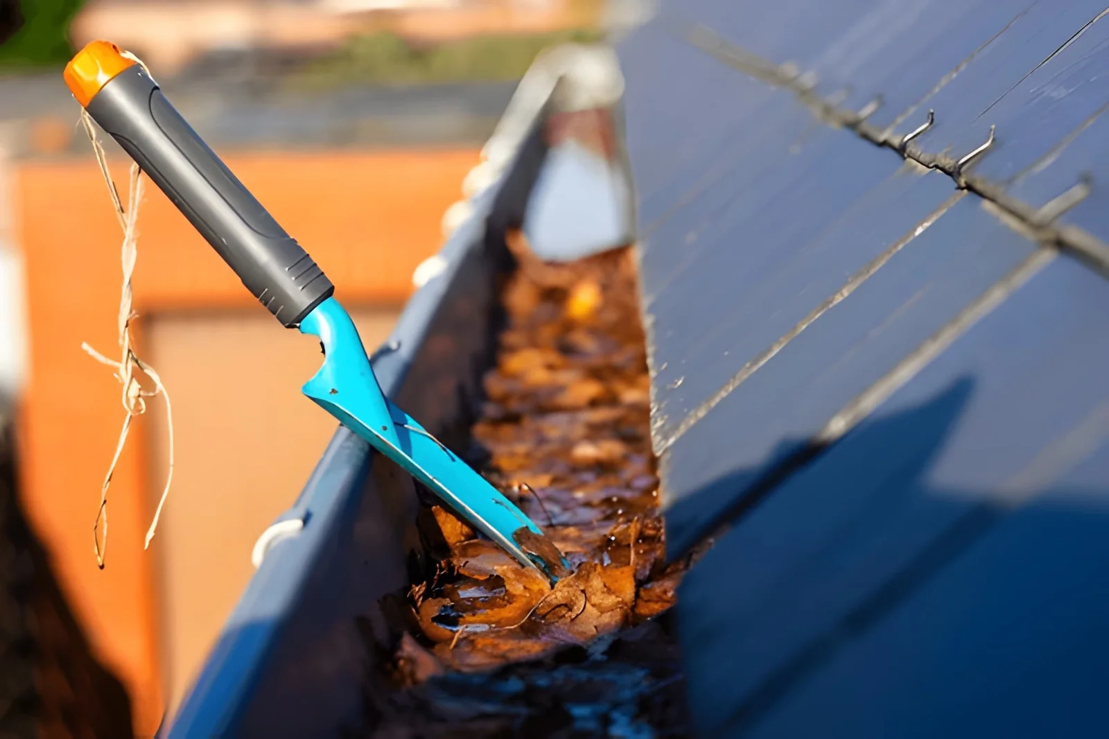 When Is the Best Time to Clean Your Gutters?
